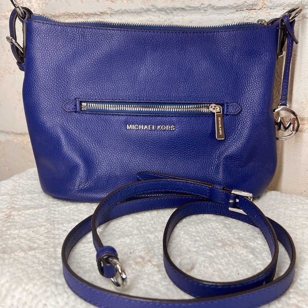 Micheal Kors Blue purse